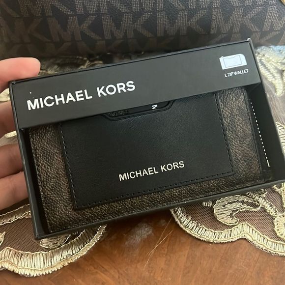Michael Kors Logo L-Zip Around Mini Wallet- Black Canvas - Picture 1 of 5